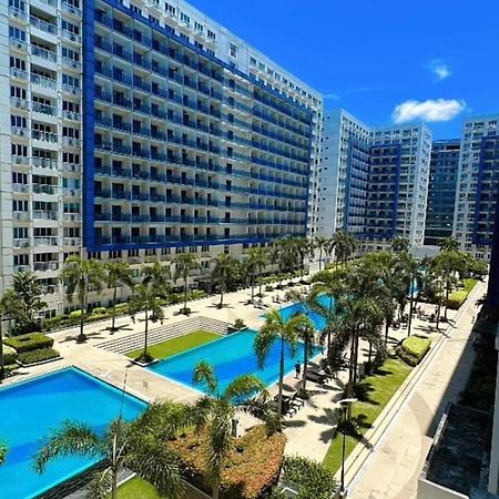 Sea Residences At Jireh Pasay Esterno foto