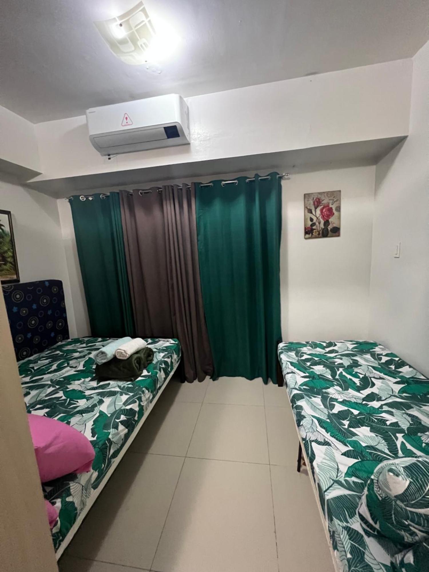 Sea Residences At Jireh Pasay Esterno foto